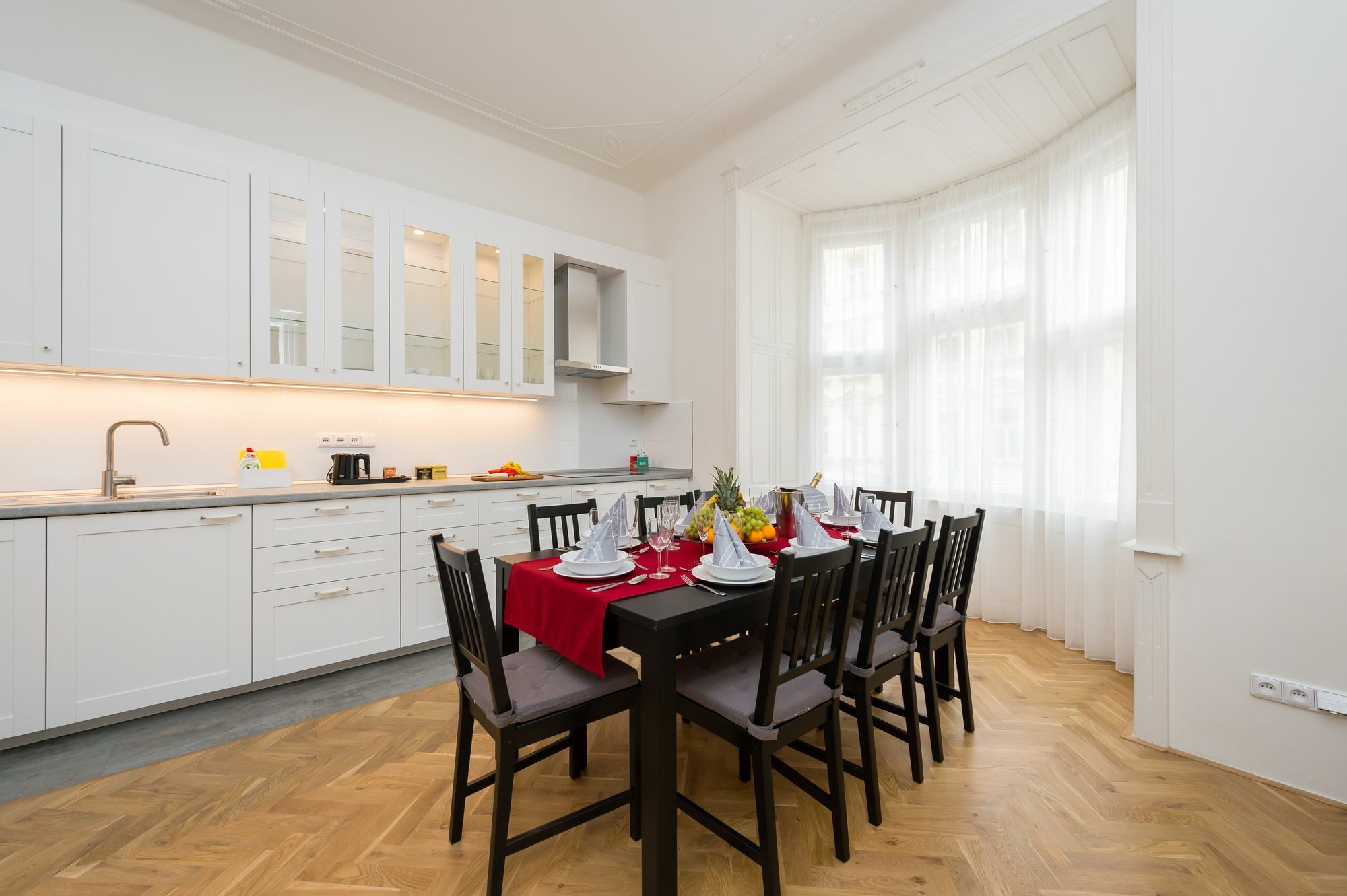 Love To Live Apartments Прага Екстериор снимка